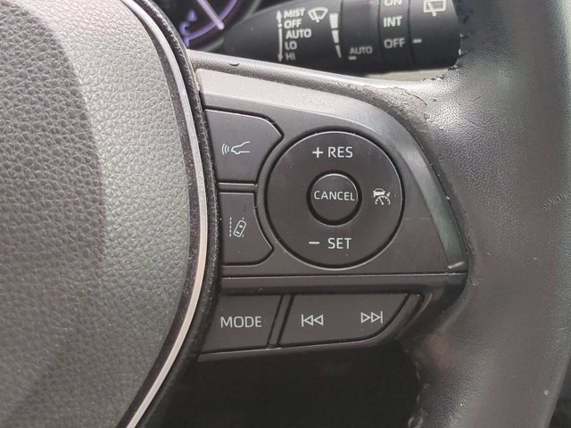 Used 2019 Toyota RAV4 Limited w/ Cold Weather Package FWD image 25