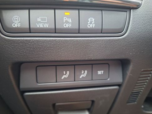 Used 2023 MAZDA MAZDA3 Hatchback w/Premium Plus Pkg image 12