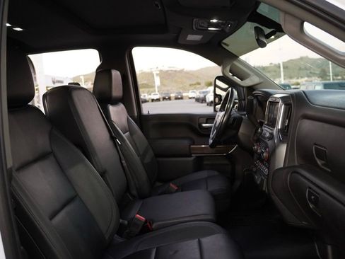 Used 2022 Chevrolet Silverado 2500 LT w/ Convenience Package image 22