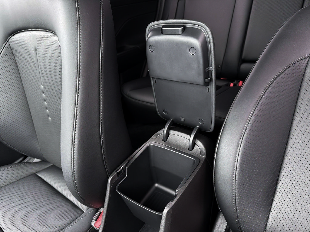 New 2026 Hyundai Kona Limited FWD image 18