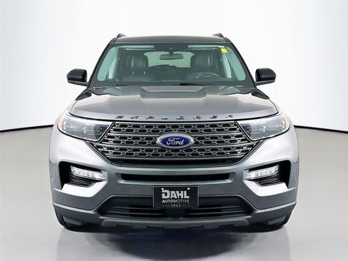Used 2024 Ford Explorer XLT w/ Equipment Group 202A AWD/4WD image 3