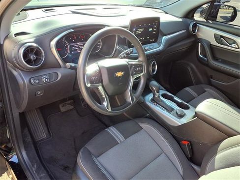 Used 2023 Chevrolet Blazer LT image 27