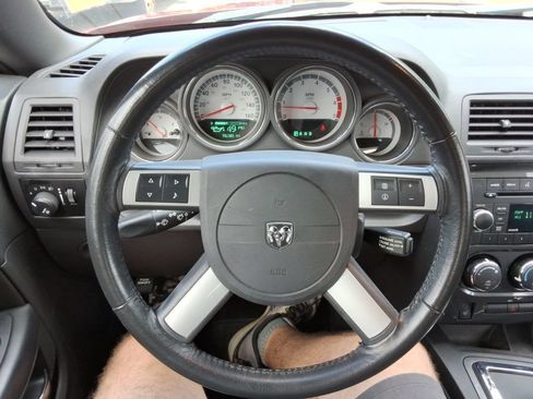 Used 2009 Dodge Challenger R/T RWD image 23