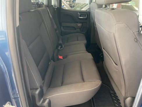 Used 2017 GMC Sierra 1500 SLE w/ SLE Value Package AWD/4WD image 18