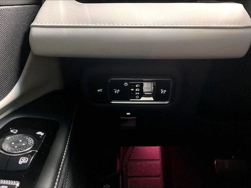 Used 2024 Lincoln Nautilus Reserve image 37