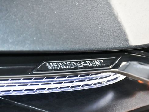 Used 2025 Mercedes-Benz GLS 450 4MATIC image 85
