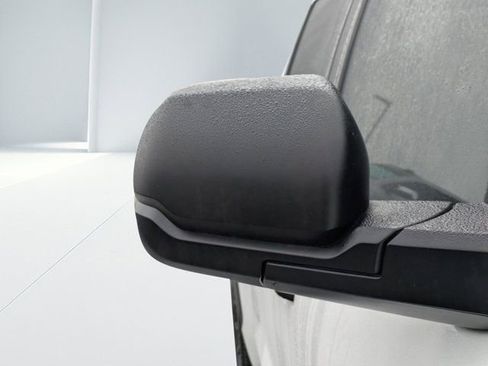 Used 2022 Toyota Tundra SR5 AWD/4WD image 10