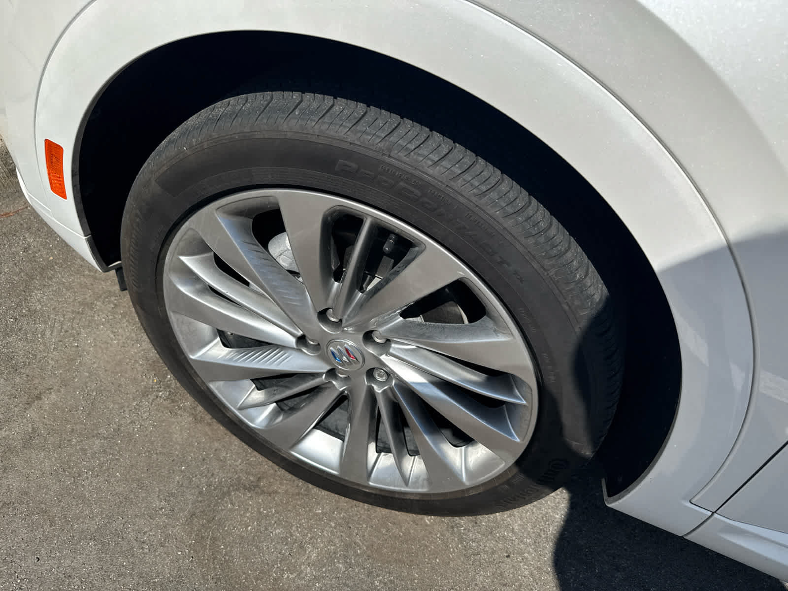 Used 2024 Buick Envision Avenir AWD/4WD image 6