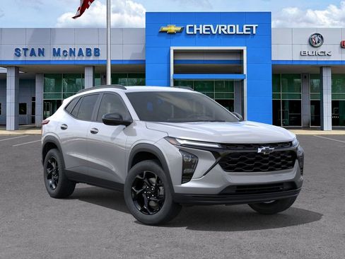 New 2026 Chevrolet Trax LT w/ Midnight Edition FWD image 7