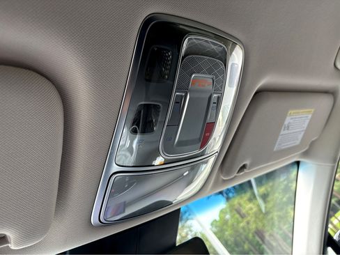 New 2026 Genesis GV70 2.5T image 6