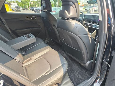 Used 2023 Kia Sportage EX FWD image 15