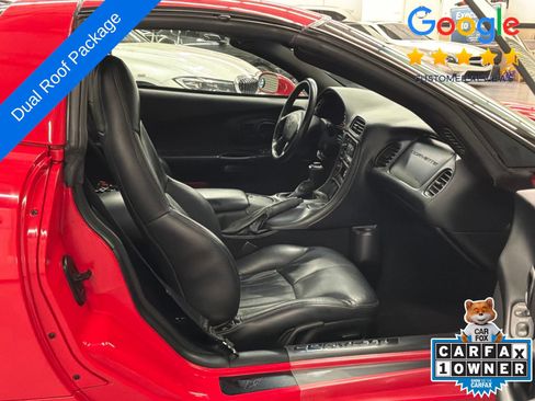 Used 2000 Chevrolet Corvette Coupe w/ Roof Pkg RWD image 15