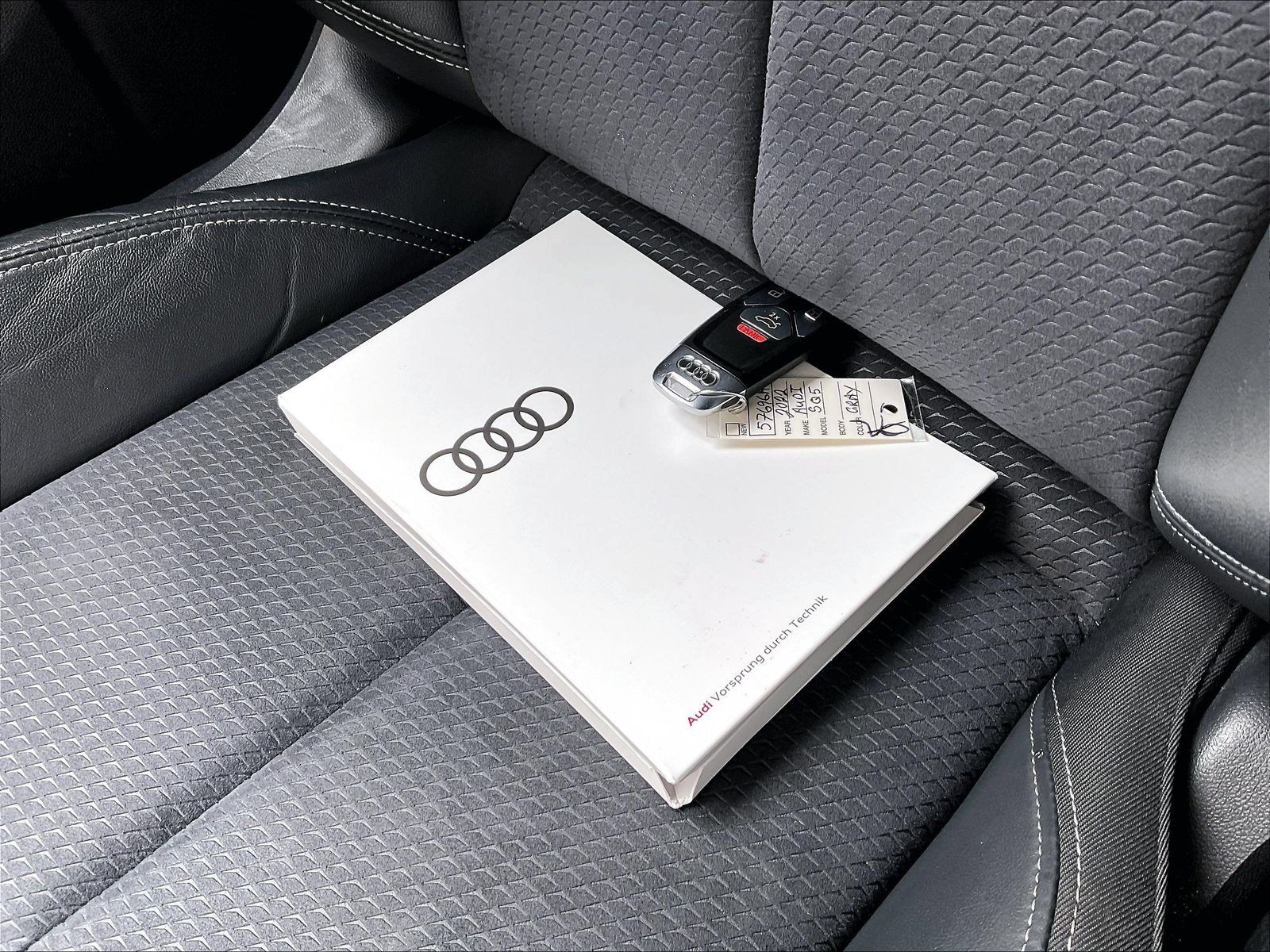 Used 2022 Audi SQ5 Prestige AWD/4WD image 11