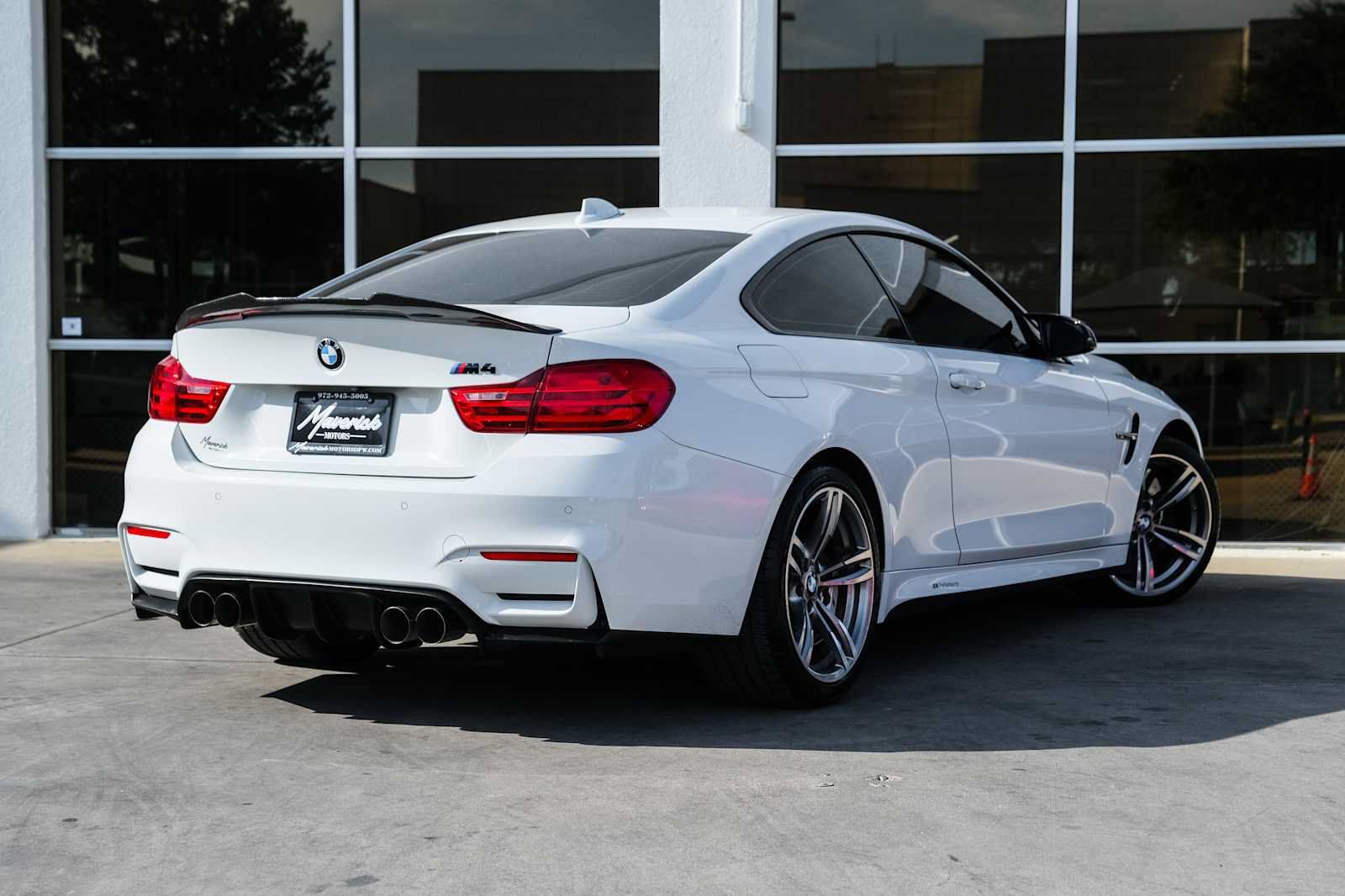 Used 2015 BMW M4 Coupe RWD image 11