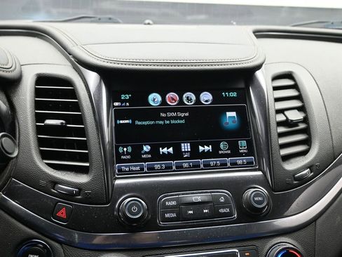 Used 2019 Chevrolet Impala LT image 14