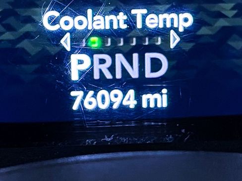 Used 2019 Jeep Wrangler Unlimited Sahara AWD/4WD image 31