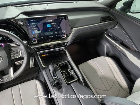 New 2026 Lexus TX 500h AWD image 15