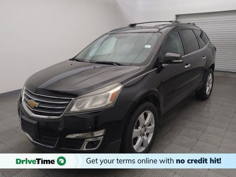 Used 2017 Chevrolet Traverse LT w/ Style and Technology Package FWD image 1