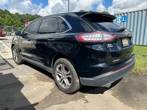 Used 2016 Ford Edge Titanium FWD image 9