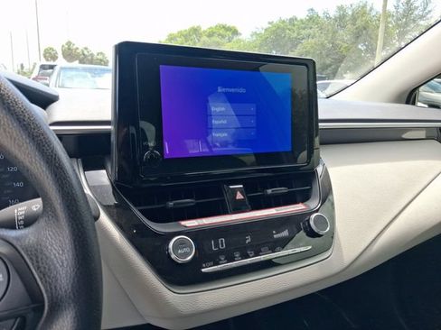 Used 2025 Toyota Corolla LE FWD image 18