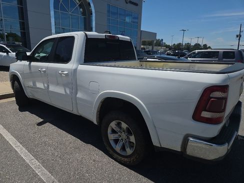 Used 2020 RAM 1500 Laramie AWD/4WD image 5