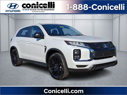 Used 2025 Mitsubishi Outlander Sport LE AWD/4WD image 1