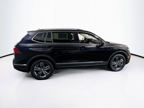 Used 2020 Volkswagen Tiguan SEL image 4