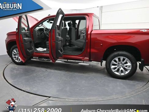 Used 2021 Chevrolet Silverado 1500 Custom image 34
