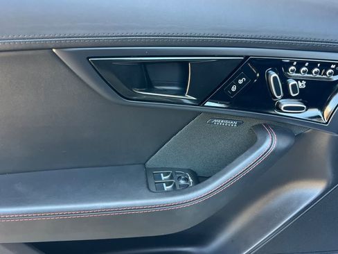 Used 2020 Jaguar F-TYPE Convertible RWD image 14