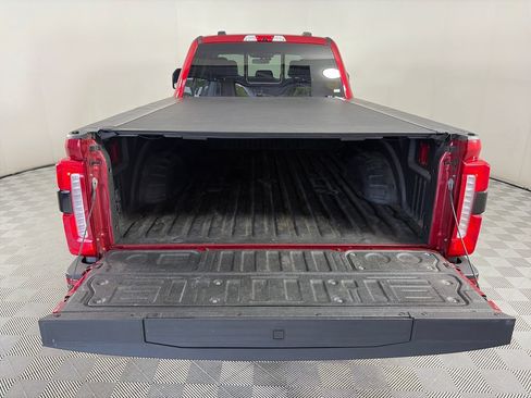 Used 2024 Ford F250 Lariat w/ Lariat Ultimate Package AWD/4WD image 27