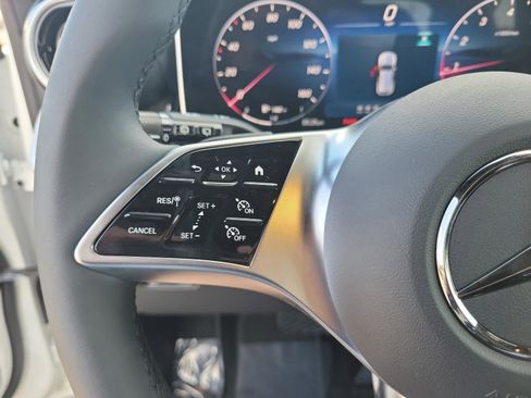 Certified 2026 Mercedes-Benz GLC 300 image 21