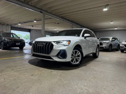 Used 2023 Audi Q3 2.0T Premium Plus w/ Premium Plus Package AWD/4WD image 1