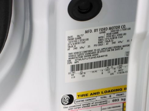 Used 2017 Ford Expedition XLT image 35