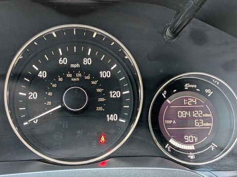 Used 2017 Honda HR-V LX image 26