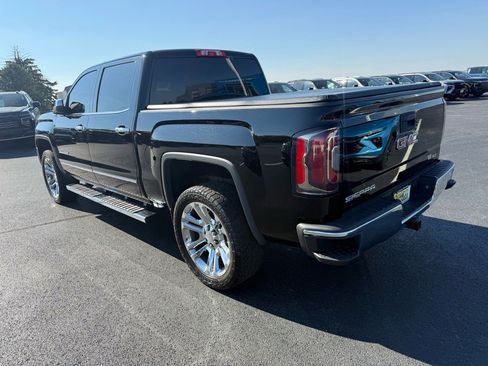 Used 2018 GMC Sierra 1500 SLT w/ SLT Premium Package image 3