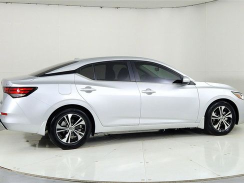 Used 2022 Nissan Sentra SV image 7