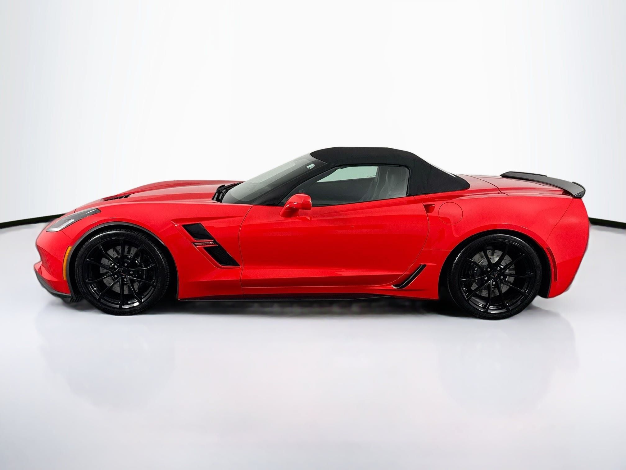 Used 2017 Chevrolet Corvette Grand Sport w/ Battery Protection Package RWD image 11