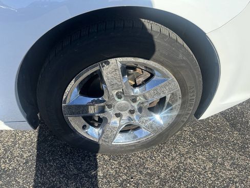 Used 2010 Chevrolet Malibu LS image 39