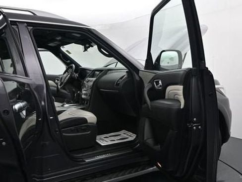 Used 2019 INFINITI QX80 Limited w/ All-Season Package AWD/4WD image 14
