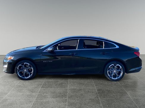 Used 2023 Chevrolet Malibu LT FWD image 2