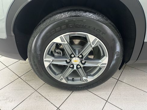 Used 2025 Chevrolet Blazer LT w/ Convenience Package FWD image 15