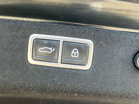 Used 2023 Genesis G70 3.3T w/ Sport Prestige Package image 15