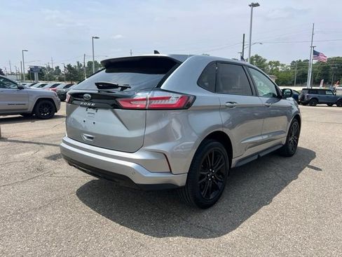 Certified 2024 Ford Edge ST-Line AWD/4WD image 4