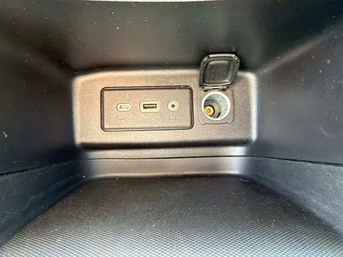 Used 2024 Chevrolet Equinox LS FWD image 29