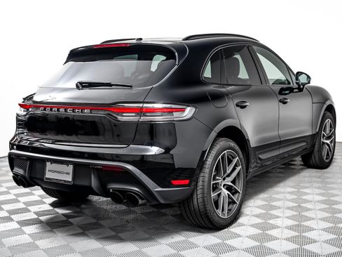 Certified 2026 Porsche Macan AWD/4WD image 10