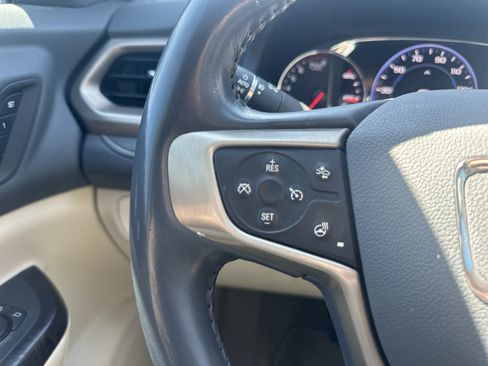 Used 2020 GMC Acadia Denali AWD/4WD image 20