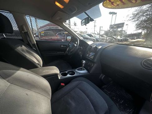 Used 2013 Nissan Rogue S image 22