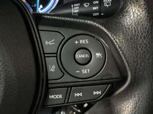Used 2024 Toyota RAV4 LE AWD/4WD image 20
