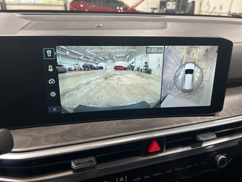 New 2025 Kia Sorento SX image 19