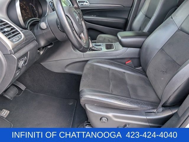 Used 2020 Jeep Grand Cherokee Altitude RWD image 19